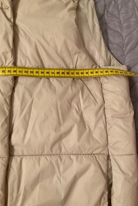 Krásna predĺžená vesta ako nová, sinsay,l