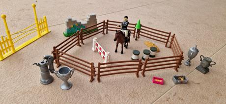 Kôň,jazdkyna,prislusenstvo, 