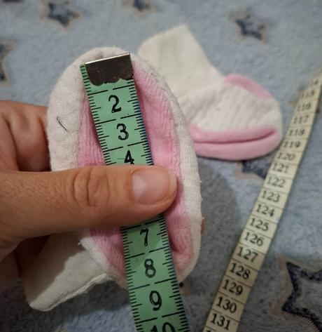 Balík- rukavičky, capačky, čiapky, šatky, 50–62