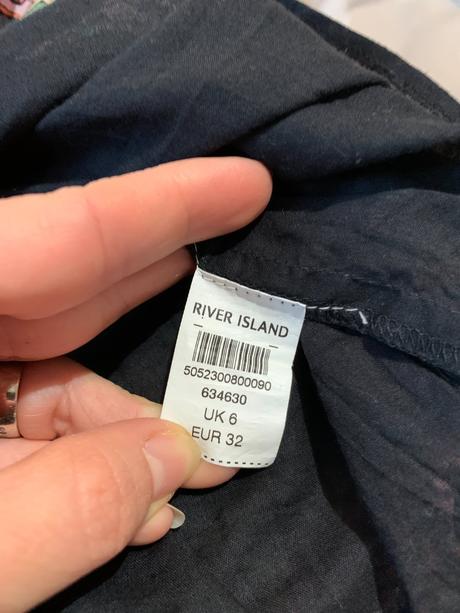 Sukňa, river island,134