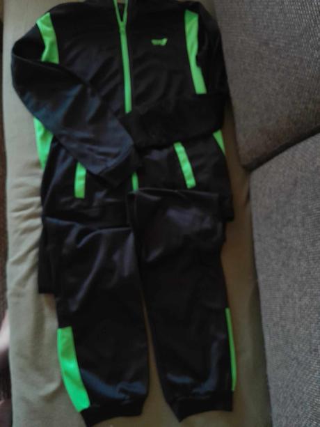 Chlapčenská súprava, 164