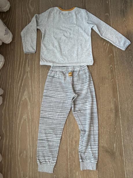 Pyžamo zn. boboli, 122