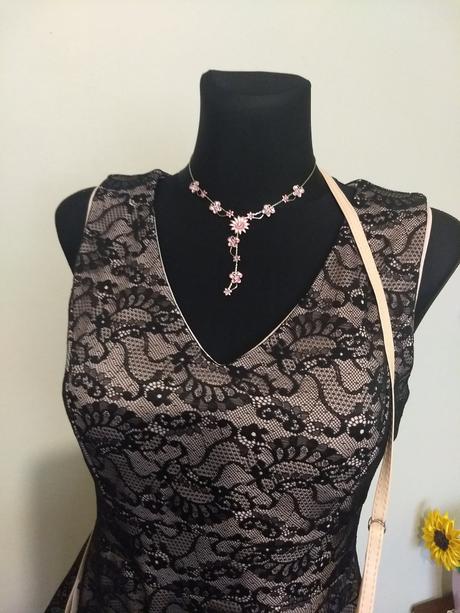 Šaty krajkované, m