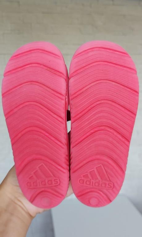 Ľahulinke sandalky adidas, adidas,26