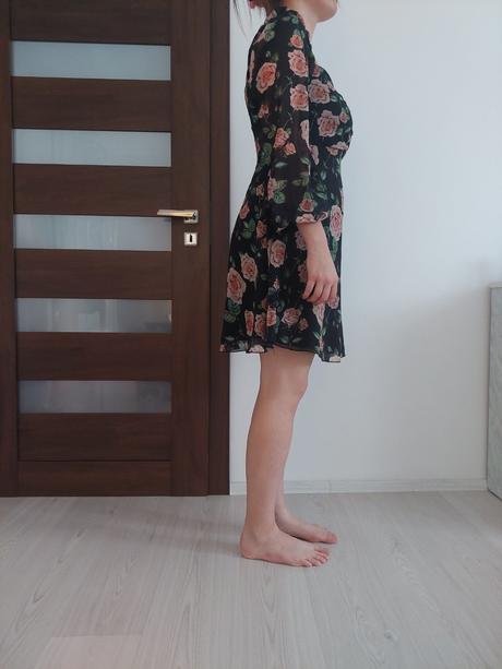 Kvetinové krátke šaty, mohito,l