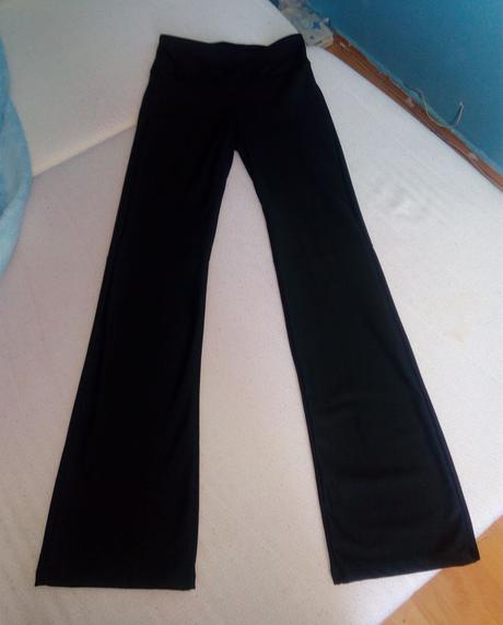 Čierne nohavice, domyos,s