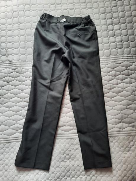 Nohavice č.140, 140