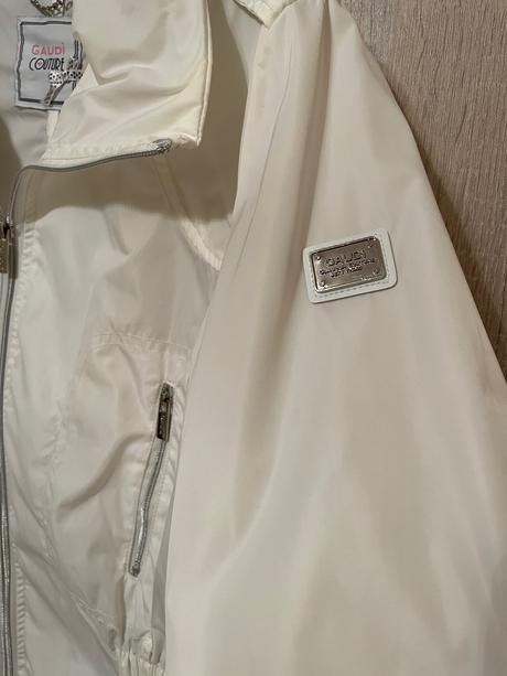 Gaudi lahka bundička, gaudi,m