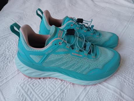 Nove damske bezecke / trail/ trekking topanky lowa, 40