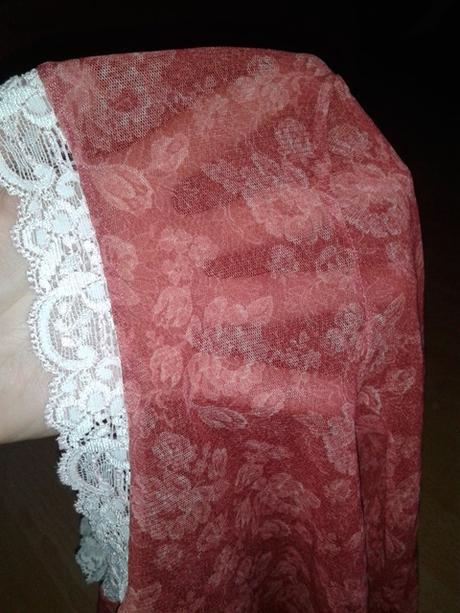 Damske krajkove tricko, m