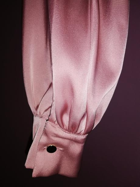 Dámska elegantná bluzka., s