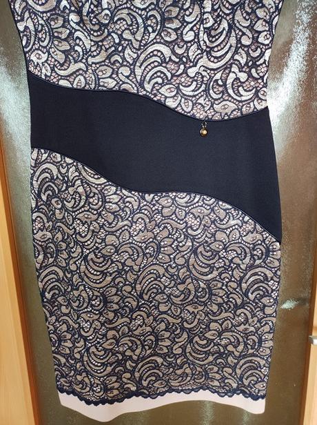 Spoločenské šaty, 40