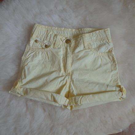 Šortky veľ. 110/116, lupilu,110