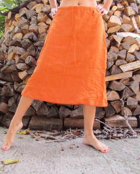 Ľanová sukienka, l