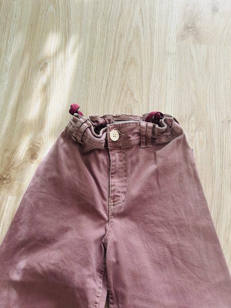 Skvelé rozšírené džínsy značky zara, zara,152