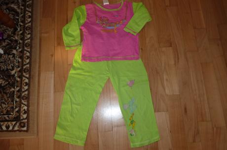 Pyžamko pre dievčatko, 92