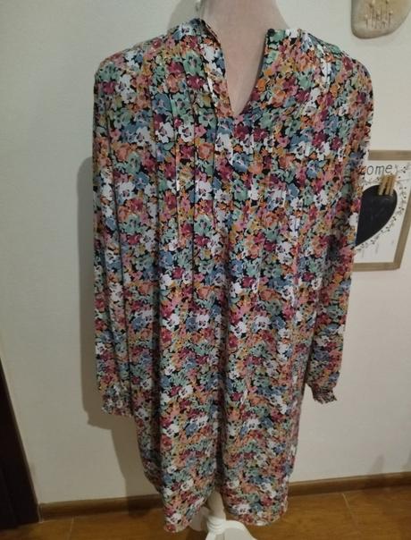 Kvetovane šaty, orsay,38
