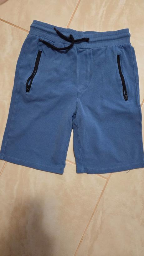 Kratasy, reserved,146