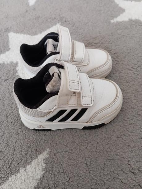 Tenisky, sandále,gumáky, adidas,19