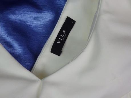 Kvalitné puzdrové šaty, s