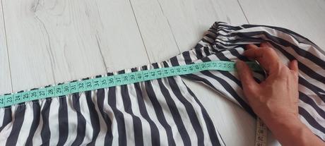 Sexi blúzka s odhalenými ramenami a dlhymi rukávmi, m