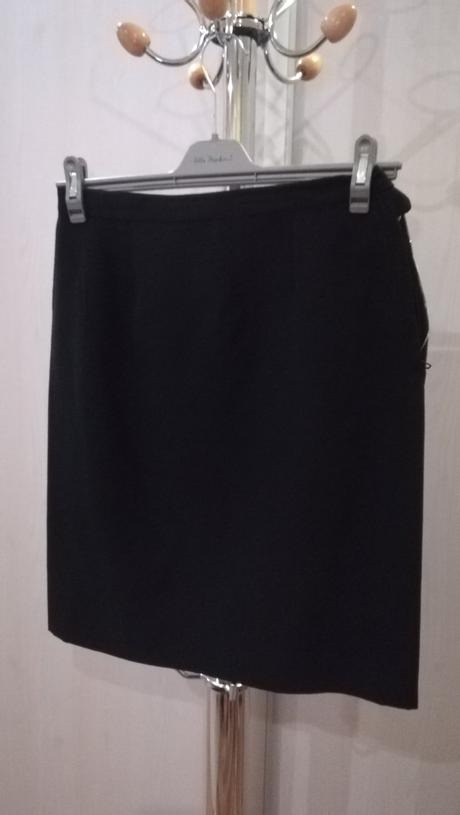 Dámska klasická sukňa, 40