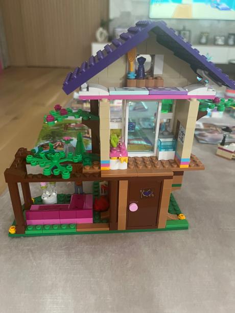 Lego friends dom na strome, 