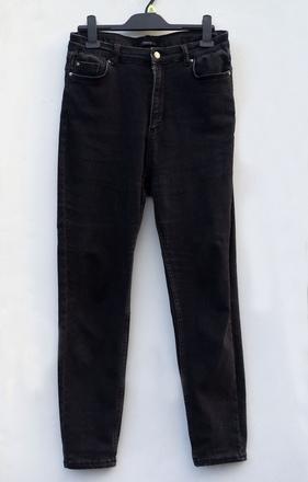 Superstrečové rifle s vysokým pásom, 42