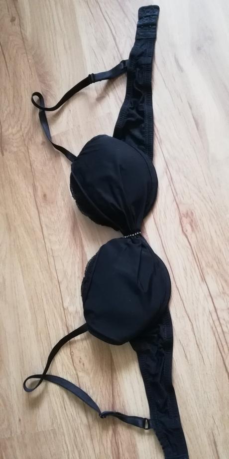 Čierna detská podprsenka, 68