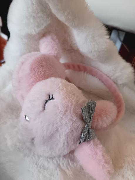 Klapky na ušká pre dievčatko,