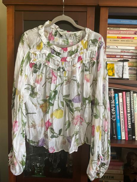 Blúzka kvetovana, 40