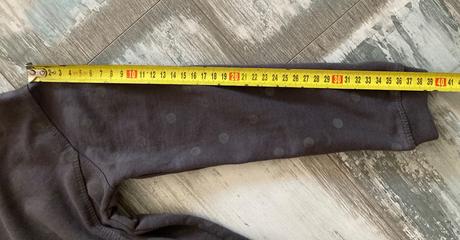 Hrubšie šaty, lupilu,110