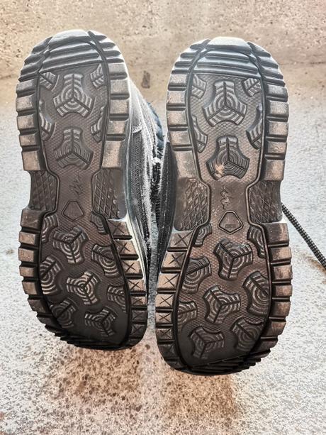 Výborne, teplé topánko- čižmy, quechua,39