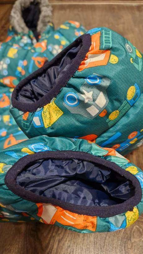 Next overal, next,122