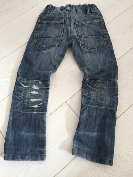 Roztrhané rifle, next,104