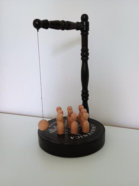 Závesné stolné kolky,