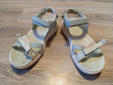 Predám sandále, crocs,41