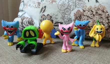 Postavičky huggy wuggy - poppy playtime, 