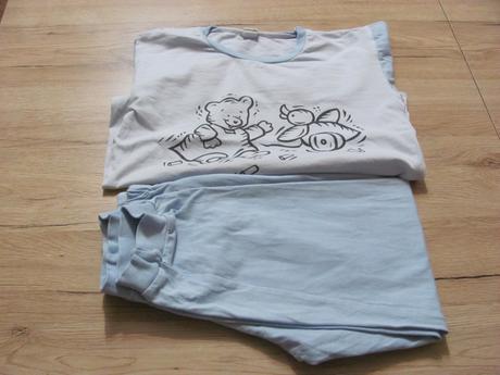 Modré pyžamo 122, 122