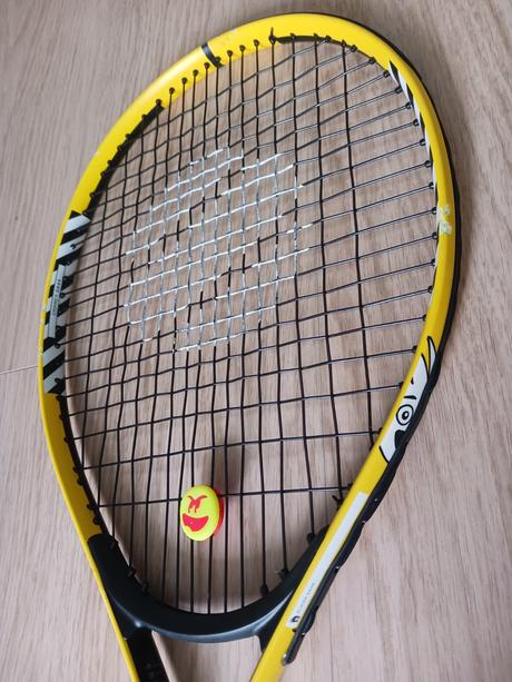 Tenisová raketa, artengo