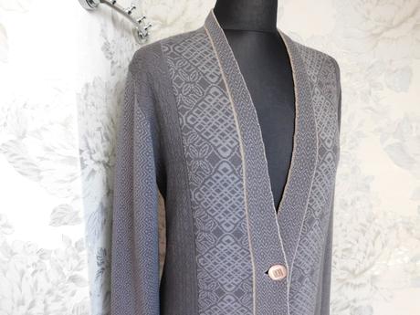 Luxusny damsky kardigan, 38