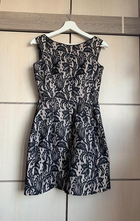 Elegantne šaty, zara,xs