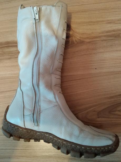 Biele kožené čižmy, 36
