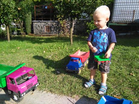 Maskacove kratasky, minoti,74