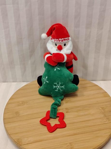 Hrajúci plyšový santa claus stromček hryzátk pepco,