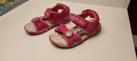 Sandálky, lupilu,26