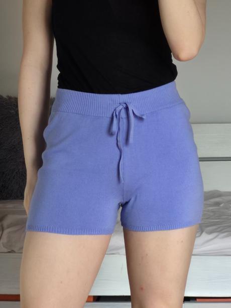 Bledofialové šortky, sinsay,m