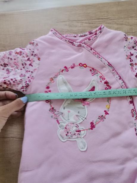 Dievčenský teply overal so zajacikom, 62