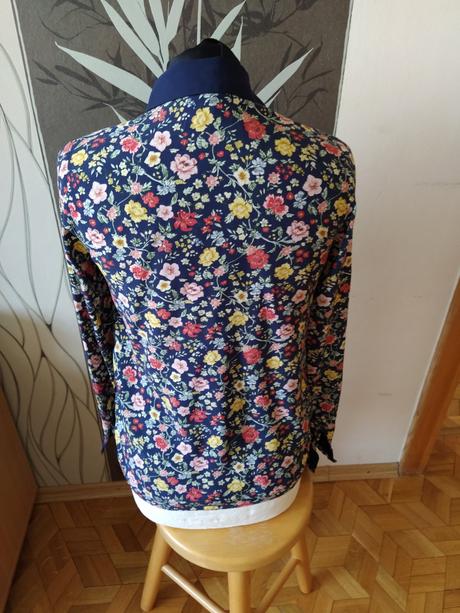 Kvetovana blúzka, orsay,36