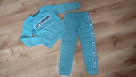 Tepláková suprava, 134